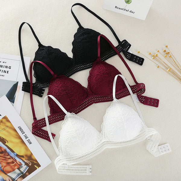 Elegant Lace Bralette for Women – Soft & Stylish Floral Lace Bra