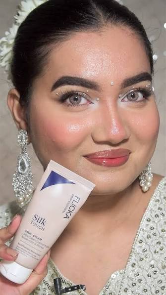 Flicka Professional Silk Touch Milk Cream – Multi-Function Moisturizer & Makeup Primer (120ml)